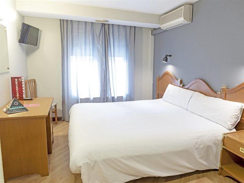 Hostal Alda Palencia Plaza Esterno foto