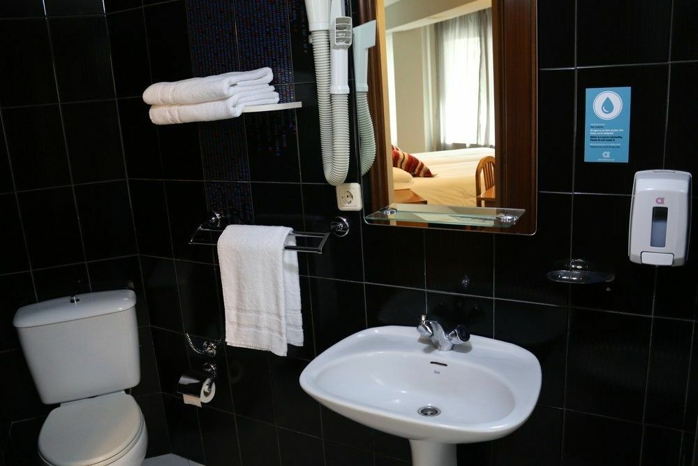 Hostal Alda Palencia Plaza Esterno foto